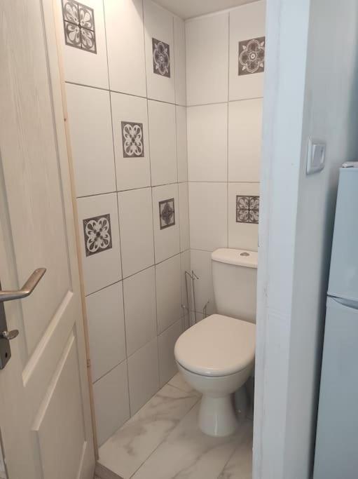 Superbe Appartement En Plein Centre Ville Viarmes Extérieur photo
